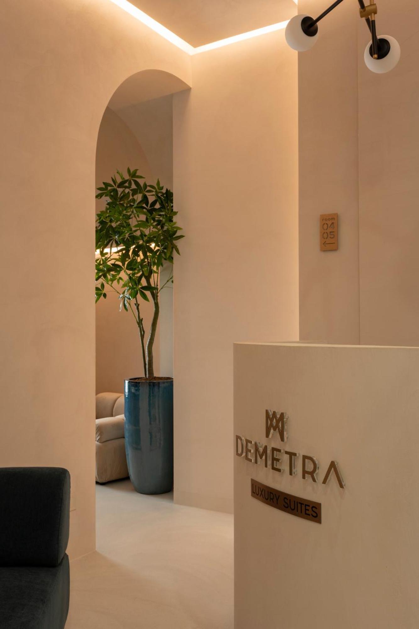 Demetra Luxury Suites Napels Buitenkant foto