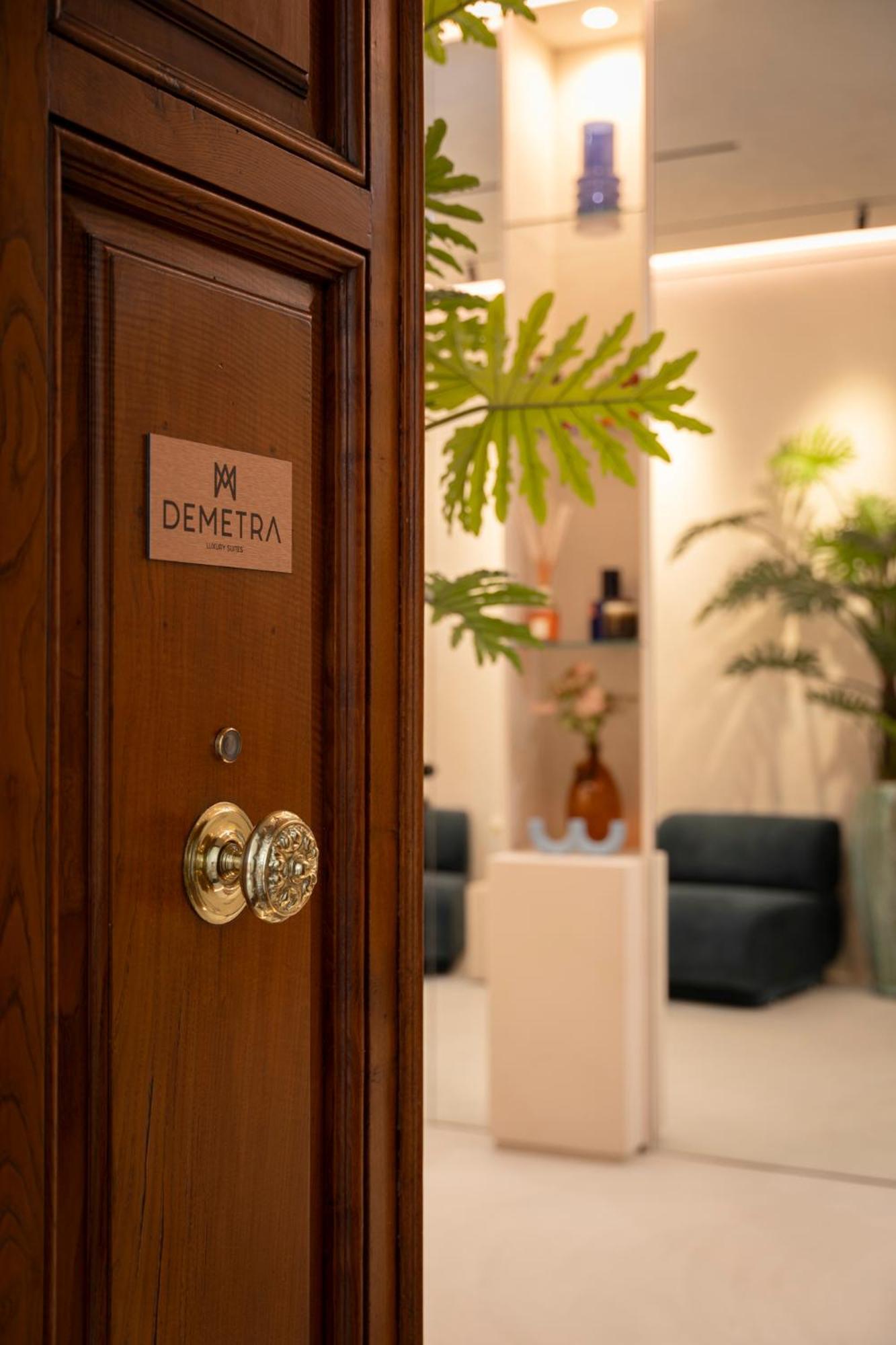 Demetra Luxury Suites Napels Buitenkant foto